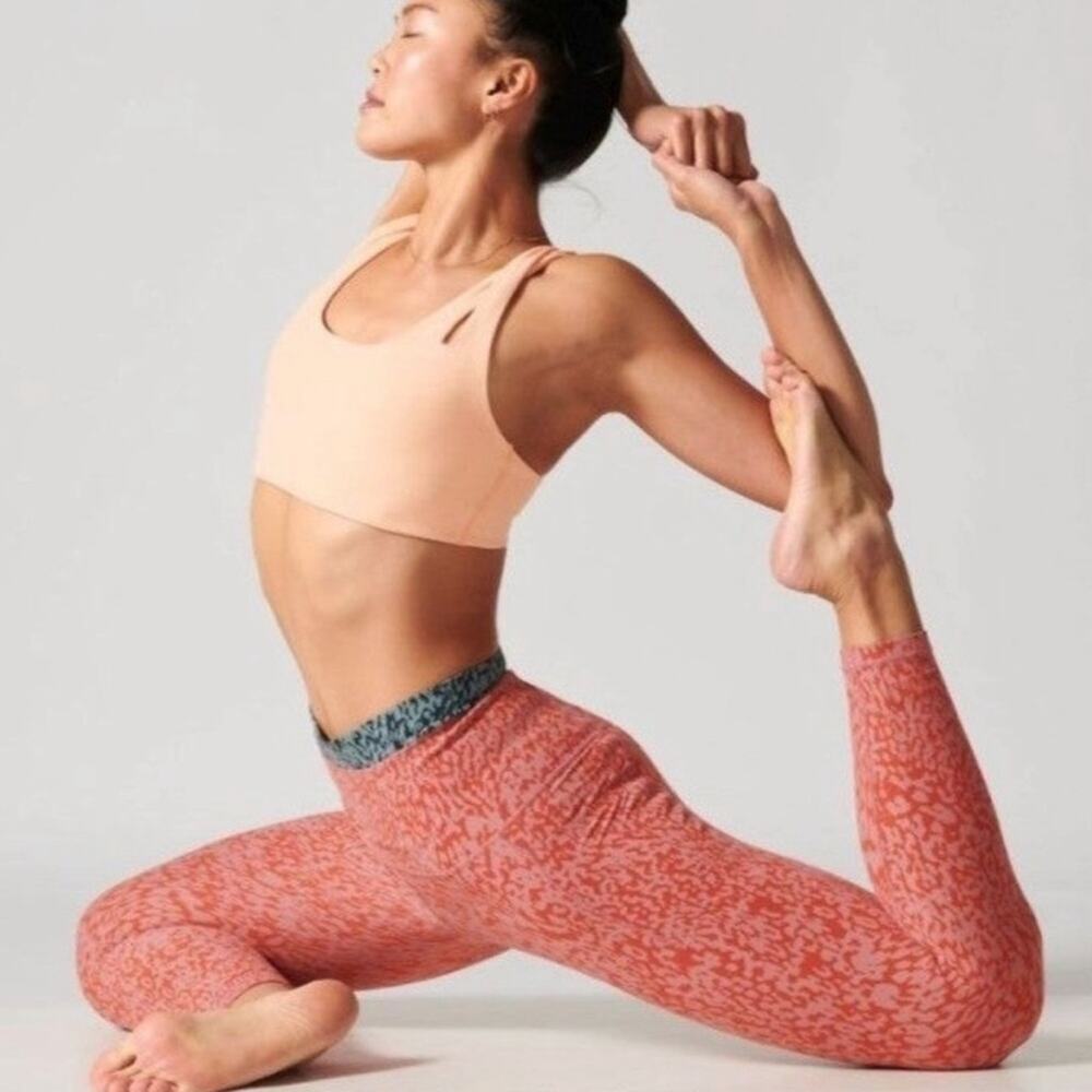 Athleta Pink & Orange 3X Salutation Stash Pocket II Printed 7/8 Leggings